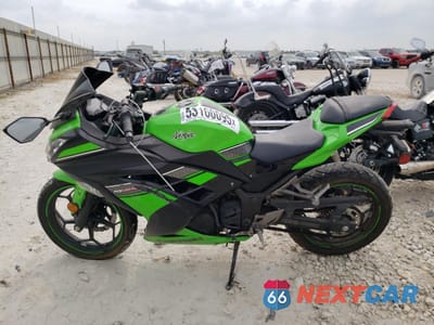 Trzecie zdjęcie samochodu z tyłu: 2013 KAWASAKI EX300 A VIN:JKAEX8A17DDA08972 - miniatura