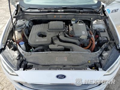 Zdjęcie 11 z 13 samochodu: 2018 FORD FUSION SE HYBRID VIN:3FA6P0LU0JR129867 - miniatura