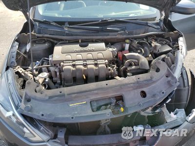 Zdjęcie 13 z 15 samochodu: 2018 NISSAN SENTRA S VIN:3N1AB7AP5JL647388 - miniatura
