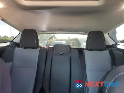 Zdjęcie 10 z 13 samochodu: 2018 FORD ESCAPE SE VIN:1FMCU0GD1JUC36933 - miniatura