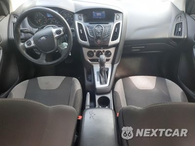 Zdjęcie 8 z 14 samochodu: 2014 FORD FOCUS SE VIN:1FADP3K22EL338802 - miniatura