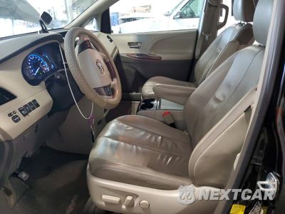 Zdjęcie 7 z 15 samochodu: 2012 TOYOTA SIENNA XLE VIN:5TDDK3DC0CS042171 - miniatura