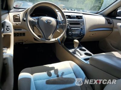 Zdjęcie 8 z 13 samochodu: 2015 NISSAN ALTIMA 2.5 VIN:1N4AL3APXFN878822 - miniatura