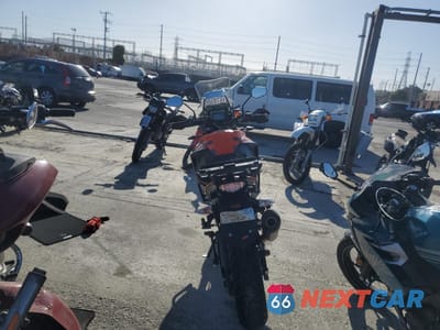 Czwarte zdjęcie samochodu z boku: 2020 KTM 1290 SUPER ADVENTURE S VIN:VBKV79407LM919733 - miniatura