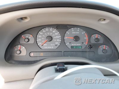Zdjęcie 9 z 14 samochodu: 2000 FORD MUSTANG VIN:1FAFP4041YF261040 - miniatura