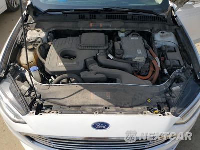 Zdjęcie 11 z 12 samochodu: 2018 FORD FUSION SE HYBRID VIN:3FA6P0LU2JR118773 - miniatura