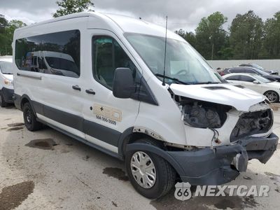 Czwarte zdjęcie samochodu z boku: 2018 FORD TRANSIT T-150 VIN:1FTYE2CM1JKB06591 - miniatura
