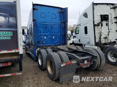 Trzecie zdjęcie samochodu z tyłu: 2020 FREIGHTLINER CASCADIA 126 SEMI TRUCK VIN:3AKJHHDRXLSLR4692 - miniatura