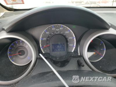 Zdjęcie 9 z 12 samochodu: 2013 HONDA FIT VIN:JHMGE8H33DC030965 - miniatura