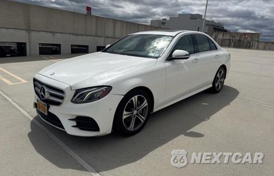 Drugie zdjęcie samochodu z przodu: 2017 MERCEDES-BENZ E 300 4MATIC VIN:WDDZF4KB8HA164345 - miniatura