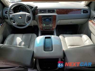 Zdjęcie 8 z 12 samochodu: 2011 CHEVROLET SILVERADO K3500 LTZ VIN:1GC4K1C82BF179659 - miniatura