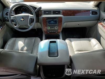 Zdjęcie 8 z 12 samochodu: 2011 CHEVROLET SILVERADO K3500 LTZ VIN:1GC4K1C82BF179659 - miniatura