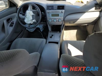 Zdjęcie 8 z 13 samochodu: 2007 TOYOTA CAMRY LE VIN:4T1BE46K07U664145 - miniatura