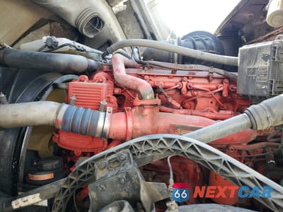 Zdjęcie 7 z 10 samochodu: 2013 VOLVO VN VNL VIN:4V4NC9TH2DN567438 - miniatura