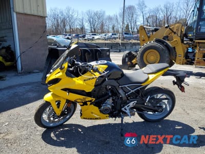 Trzecie zdjęcie samochodu z tyłu: 2025 SUZUKI GSX800 F VIN:JS1EM13B4S7100314 - miniatura
