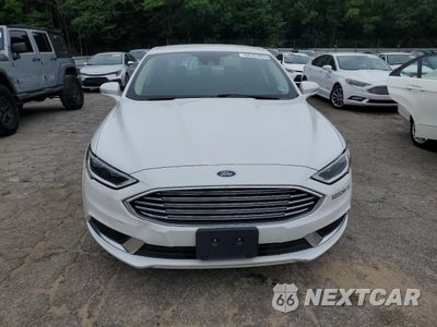 Piąte zdjęcie samochodu w środku: 2018 FORD FUSION SE HYBRID VIN:3FA6P0LU6JR118789 - miniatura
