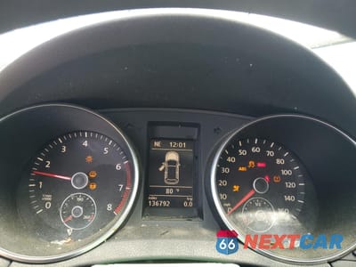 Zdjęcie 9 z 14 samochodu: 2010 VOLKSWAGEN GOLF VIN:WVWAA7AJ0AW086362 - miniatura