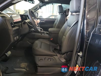 Zdjęcie 7 z 17 samochodu: 2025 CHEVROLET SUBURBAN K1500 Z71 VIN:1GNS6DRD5SR121519 - miniatura