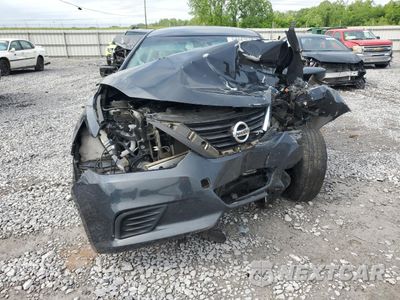 Piąte zdjęcie samochodu w środku: 2017 NISSAN ALTIMA 2.5 VIN:1N4AL3AP2HC110329 - miniatura