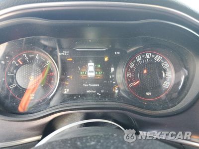 Zdjęcie 9 z 15 samochodu: 2018 DODGE CHALLENGER R/T VIN:2C3CDZBT3JH251335 - miniatura