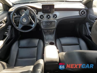 Zdjęcie 8 z 14 samochodu: 2016 MERCEDES-BENZ GLA 250 VIN:WDCTG4EB0GJ208338 - miniatura