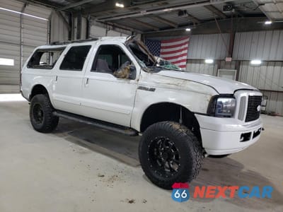 Czwarte zdjęcie samochodu z boku: 2000 FORD EXCURSION XLT VIN:1FMSU41FXYED45649 - miniatura