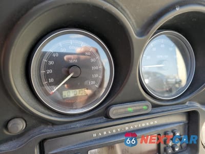 Zdjęcie 7 z 9 samochodu: 2012 HARLEY-DAVIDSON FLHTCUTG TRI GLIDE ULTRA CLASSIC VIN:1HD1MAM17CB853049 - miniatura