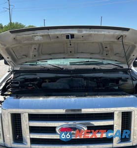 Zdjęcie 7 z 10 samochodu: 2013 FORD ECONOLINE E350 SUPER DUTY WAGON VIN:1FBNE3BL4DDA99277 - miniatura
