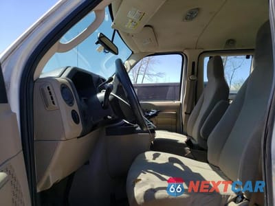 Zdjęcie 7 z 13 samochodu: 2011 FORD ECONOLINE E150 WAGON VIN:1FMNE1BW8BDB31151 - miniatura