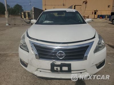 Piąte zdjęcie samochodu w środku: 2015 NISSAN ALTIMA 2.5 VIN:1N4AL3APXFN320761 - miniatura