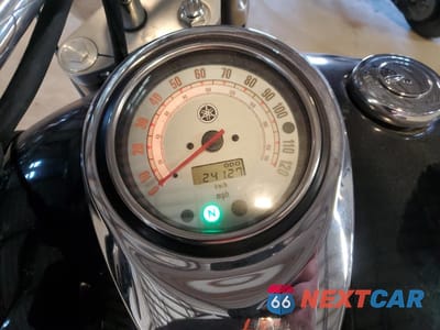 Zdjęcie 7 z 9 samochodu: 2003 YAMAHA XVS1100 A VIN:JYAVP11E73A042001 - miniatura
