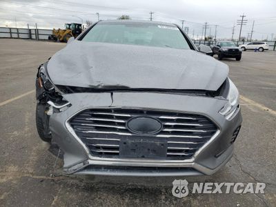 Piąte zdjęcie samochodu w środku: 2018 HYUNDAI SONATA HYBRID VIN:KMHE24L34JA086725 - miniatura