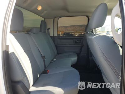 Zdjęcie 11 z 16 samochodu: 2018 RAM 2500 ST VIN:3C6UR5CL1JG419487 - miniatura