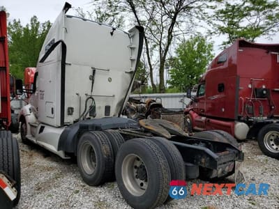 Trzecie zdjęcie samochodu z tyłu: 2020 KENWORTH T680 SEMI TRUCK VIN:1XKYDP9X7LJ404304 - miniatura