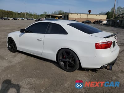 Drugie zdjęcie samochodu z przodu: 2010 AUDI A5 PREMIUM VIN:WAUCFAFR0AA073255 - miniatura