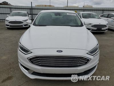 Piąte zdjęcie samochodu w środku: 2018 FORD FUSION SE HYBRID VIN:3FA6P0LU4JR118872 - miniatura