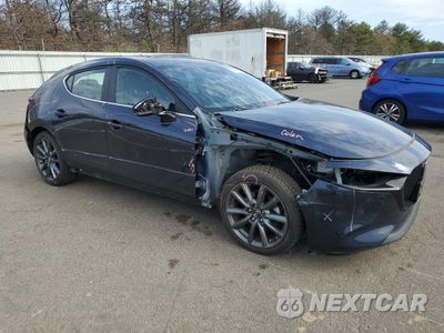 Czwarte zdjęcie samochodu z boku: 2021 MAZDA 3 PREFERRED VIN:JM1BPBLL3M1404206 - miniatura