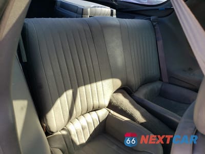 Zdjęcie 10 z 12 samochodu: 1998 PONTIAC FIREBIRD FORMULA VIN:2G2FV22G3W2223937 - miniatura