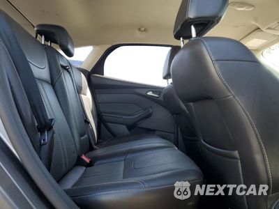 Zdjęcie 10 z 14 samochodu: 2014 FORD FOCUS SE VIN:1FADP3K21EL294565 - miniatura