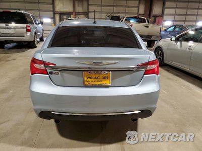 Zdjęcie 6 z 14 samochodu: 2013 CHRYSLER 200 LIMITED VIN:1C3CCBCG6DN507250 - miniatura