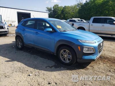 Czwarte zdjęcie samochodu z boku: 2019 HYUNDAI KONA SE VIN:KM8K12AA3KU229854 - miniatura