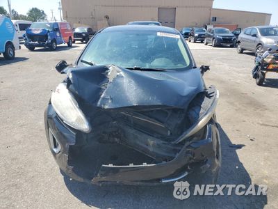 Piąte zdjęcie samochodu w środku: 2011 FORD FIESTA SES VIN:3FADP4FJ8BM132465 - miniatura