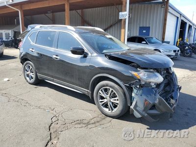 Czwarte zdjęcie samochodu z boku: 2017 NISSAN ROGUE S VIN:KNMAT2MV5HP573167 - miniatura