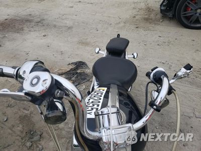 Piąte zdjęcie samochodu w środku: 2004 HARLEY-DAVIDSON XL1200 C VIN:1HD1CGP104K438657 - miniatura
