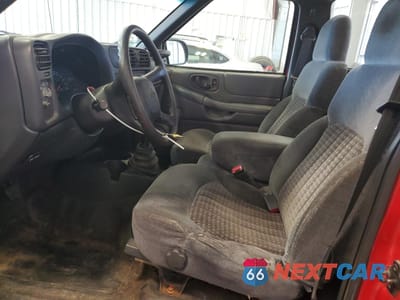 Zdjęcie 7 z 12 samochodu: 2002 CHEVROLET S TRUCK S10 VIN:1GCCS145X28198366 - miniatura