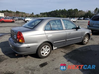 Trzecie zdjęcie samochodu z tyłu: 2004 HYUNDAI ACCENT GL VIN:KMHCG45C14U513691 - miniatura