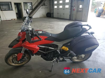 Trzecie zdjęcie samochodu z tyłu: 2013 DUCATI HYPERMOTARD HYPERSTRADA VIN:ZDM1YBTS6DB002162 - miniatura