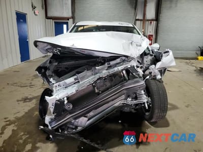 Piąte zdjęcie samochodu w środku: 2024 MITSUBISHI ECLIPSE CROSS SE VIN:JA4ATWAA7RZ061595 - miniatura