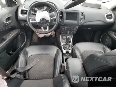 Zdjęcie 8 z 15 samochodu: 2020 JEEP COMPASS LATITUDE VIN:3C4NJDBB1LT129719 - miniatura