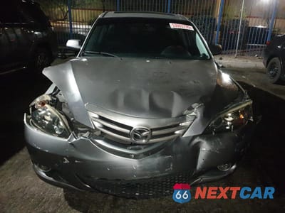 Piąte zdjęcie samochodu w środku: 2005 MAZDA 3 HATCHBACK VIN:JM1BK143951276677 - miniatura